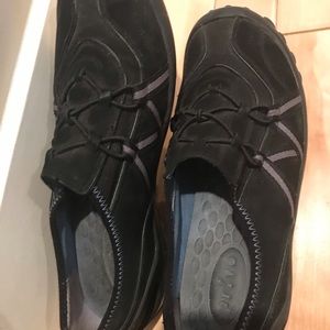 Women’s black loafers size 8